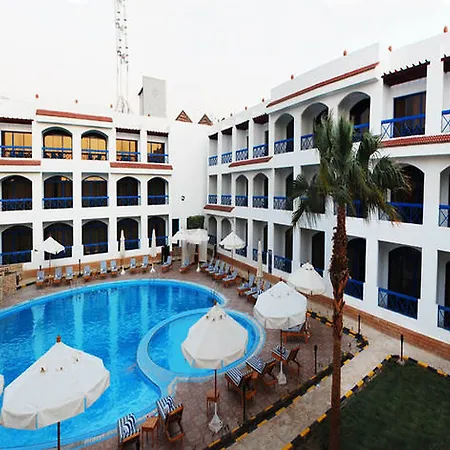 La Perla Hotel